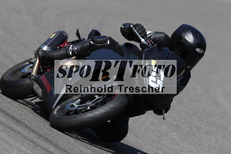 Archiv-2022/57 29.08.2022 Plüss Moto Sport ADR/Einsteiger/55